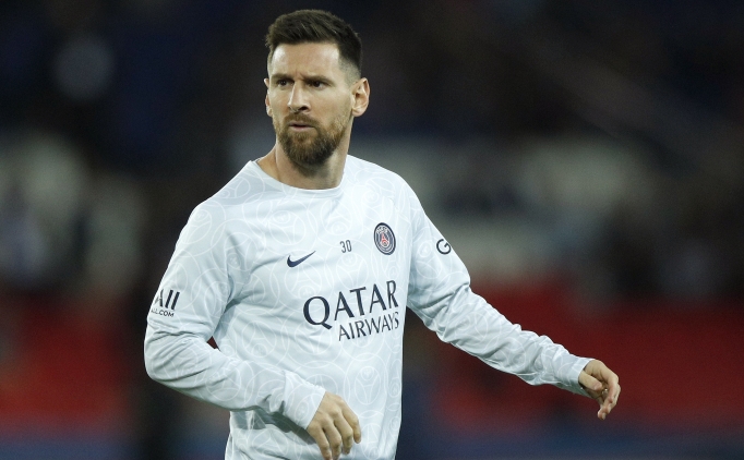 Messi gelecek karar�n� hen�z vermedi!