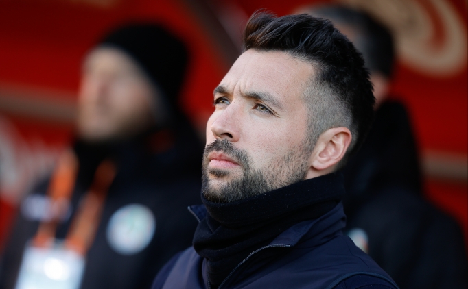 S�per Lig teknik direkt�rlerde gen�le�ti!