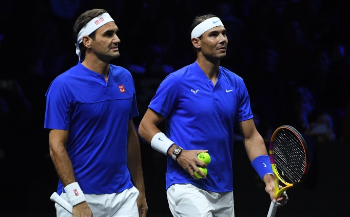 Nadal, Federer'in ayr�l���n� unutam�yor
