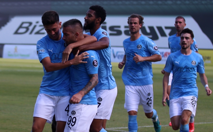 Manisa FK evinde ��k�� ar�yor