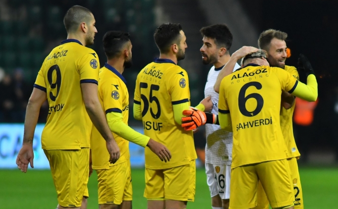 Ankarag�c�, Kocaelispor'u 86'da y�kt�