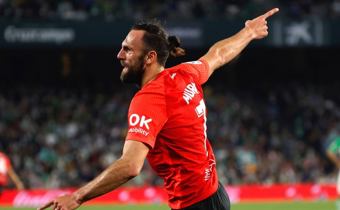 Vedat Muriqi att�, Falcao suskun kald�