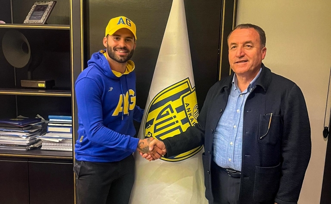 Ankaragücü'den transferler için tören