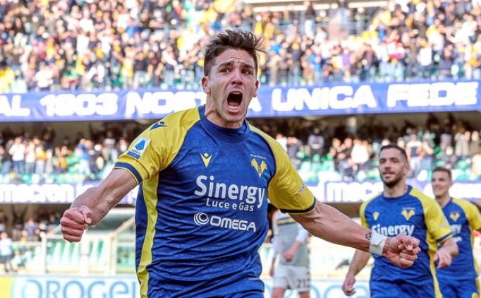 Napoli yeni forvetini buldu!