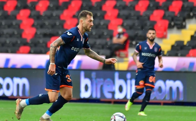Başakşehir'de Peter Zulj ile yollar ayrıldı