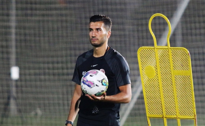 Antalyaspor'da, Galatasaray mesaisi sürüyor