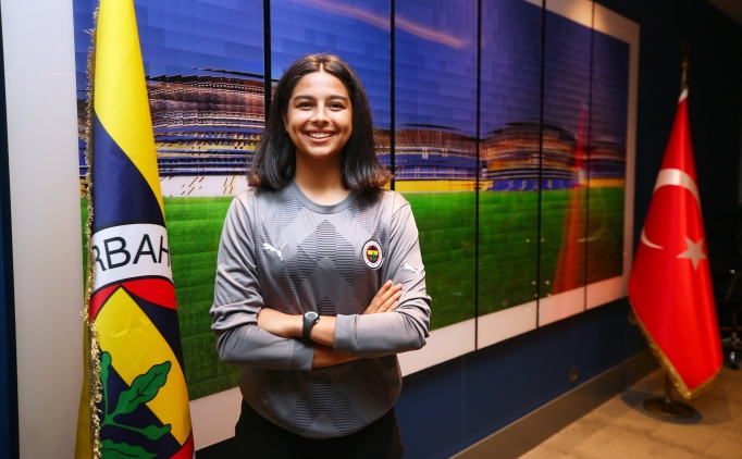 Fenerbah�e, G�knur G�lery�z'� transfer etti!