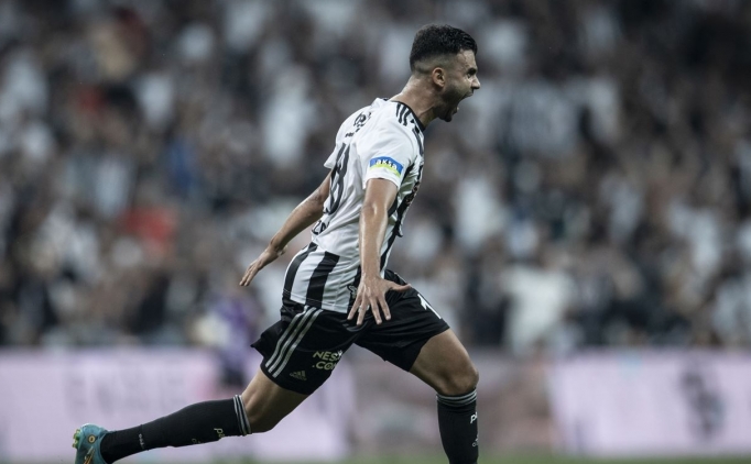 Be�ikta�'�n kahraman� Ghezzal konu�tu!