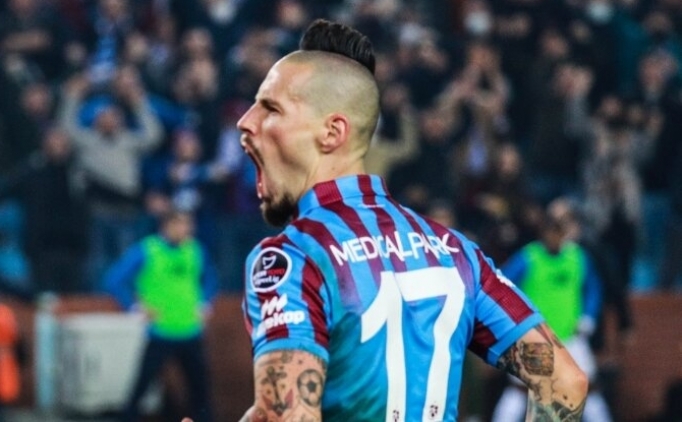 Trabzonspor'da, Hamsik vites artrd!