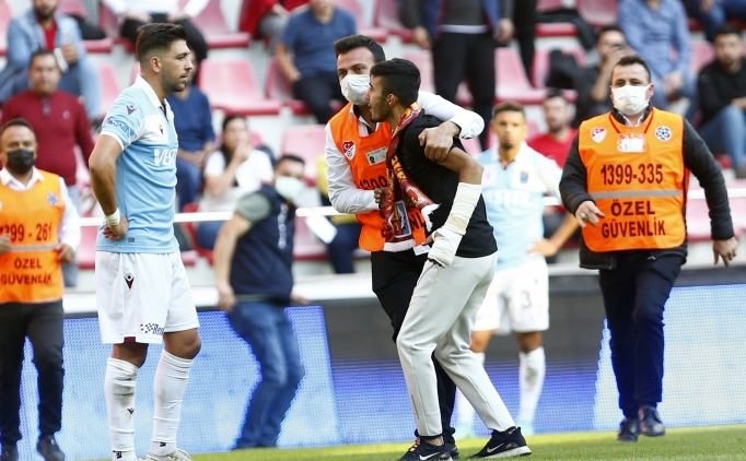 Bakasetas'�n �zerine y�r�yen taraftara ceza