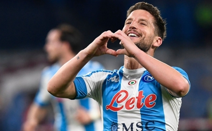 Mertens'ten Juventus'a ret!