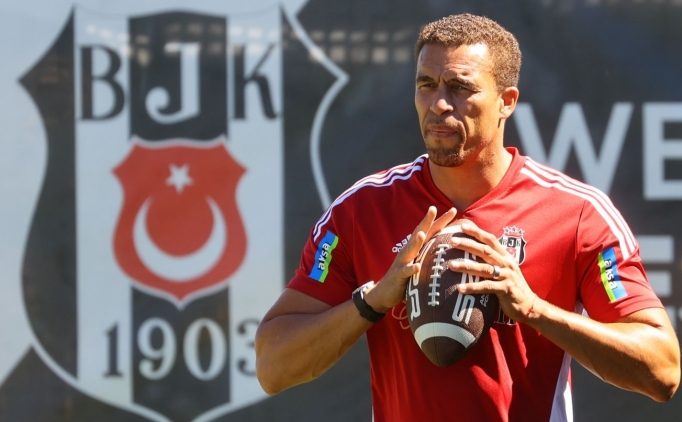 Be�ikta� y�netimi, topu Ismael'e att�!