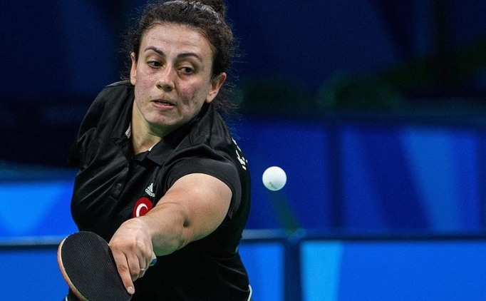 Milli para masa tenis�i K�bra Korkut, d�nya �ampiyonu oldu