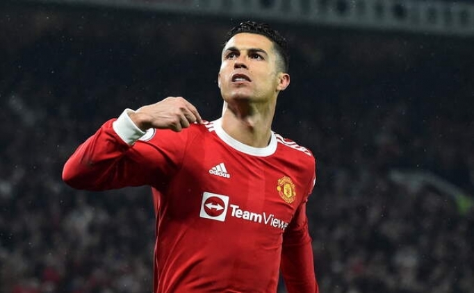Cristiano Ronaldo'dan dev teklife ret!
