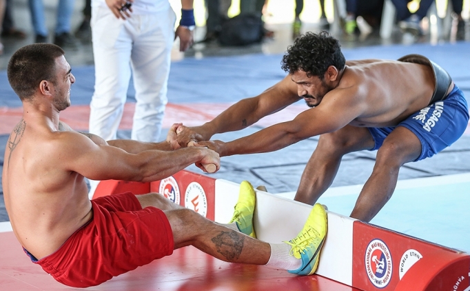 G��ebe Oyunlar�'nda mas g�re�i heyecan�