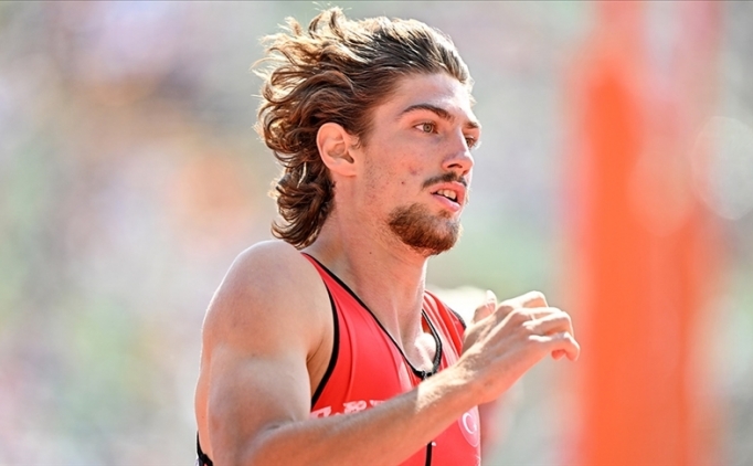 Milli atlet �smail Nezir, 'Golden Tracks'ta 'Y�l�n Parlayan Y�ld�z�' aday� g�sterildi