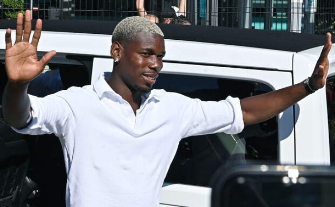 Paul Pogba'dan 'Gazze' payla��m�