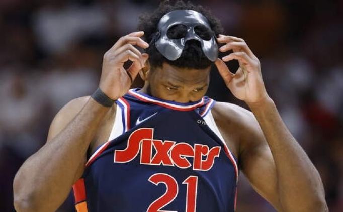Joel Embiid ba�ka bir boyutta!