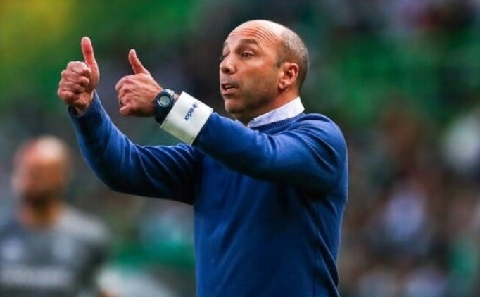 Estoril'den Pinheiro karar�!