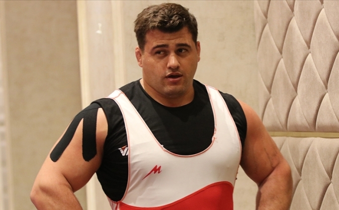 Milli g�re��i R�za Kayaalp, Yozgat'ta y�k�ml�lerle bir araya geldi