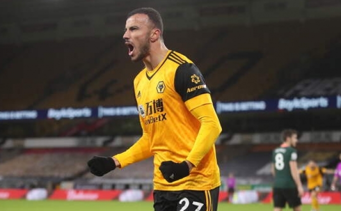 ��te Romain Saiss'in geli� saati!