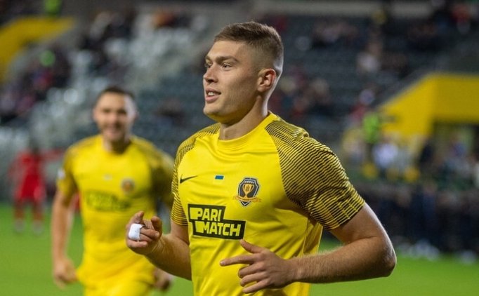 Trabzonspor'da Dovbyk i�in kontenjan karar�!