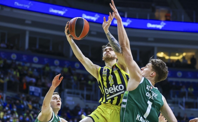 Fenerbahe Beko geriden gelip Zalgiris'i ykt!