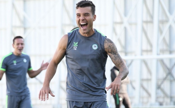 Konyaspor'dan 3 y�ll�k imza