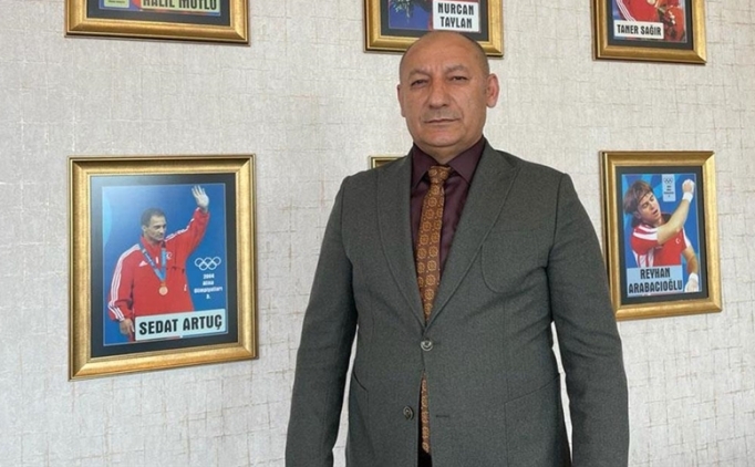 Halterdeki baar yzleri gldrd