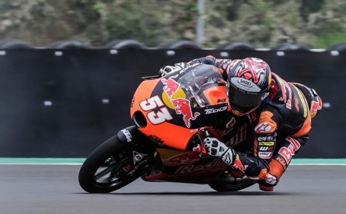 Deniz �nc� eski tak�m�na geri d�nd�