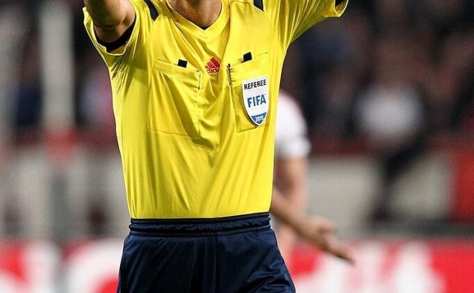 UEFA'dan Bar�� �im�ek ve Orhan Erdemir'e g�rev