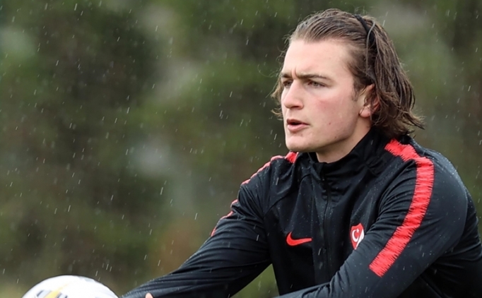 Hollanda'da Ali Akman, VAR ma�duru!