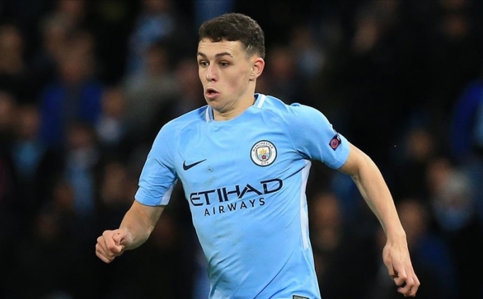 �ngiltere'de y�l�n en iyi gen� oyuncusu �d�l� yine Foden'in