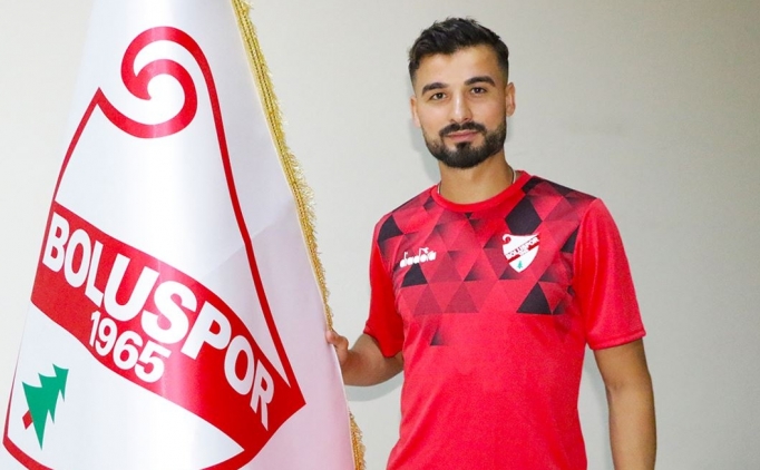 Tugay Ka�ar yeni imzay� att�