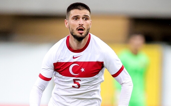 Okay Yoku�lu, Celta Vigo'dan ayr�ld�!