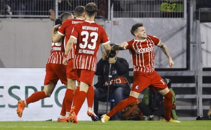 Freiburg 4 att�, 2. s�ray� kapt�!