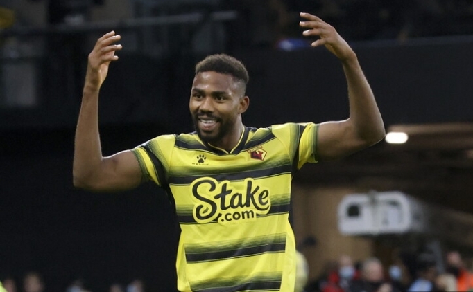 Nottingham Forest'tan transfere dev harcama!