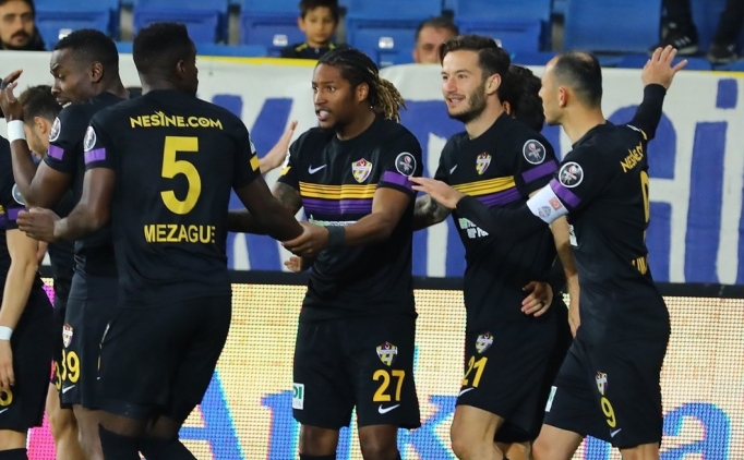 O�ulcan �a�layan'�n golleri, Ankarag�c�'n� durdurdu