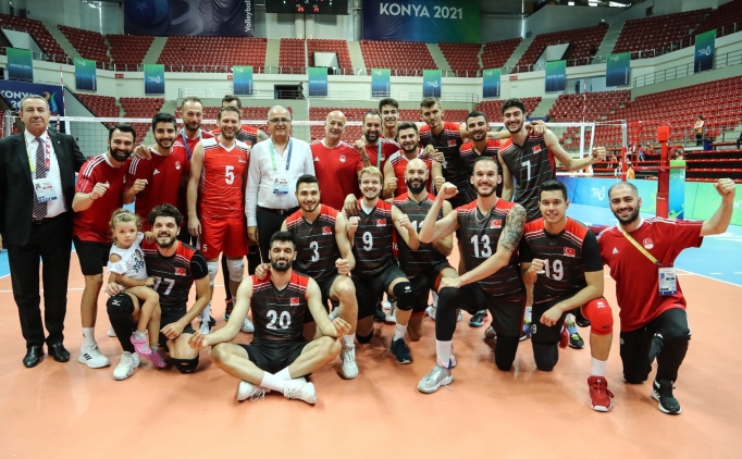 Voleybolda milliler bronz madalya kazandı!