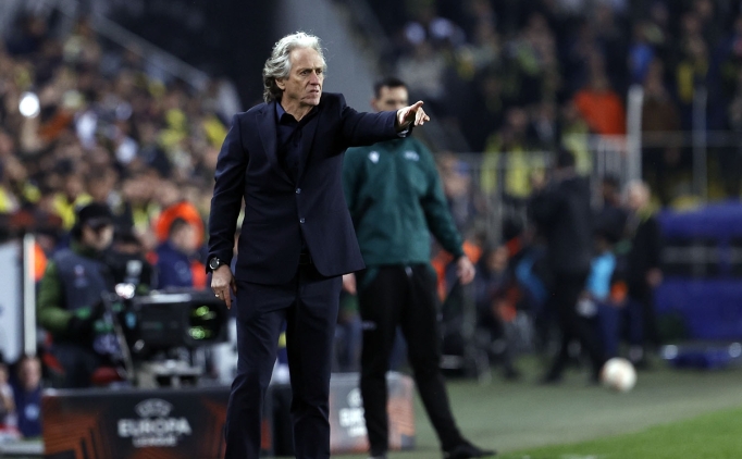 Fenerbah�e'de yeniden ba�lang�� zaman�!