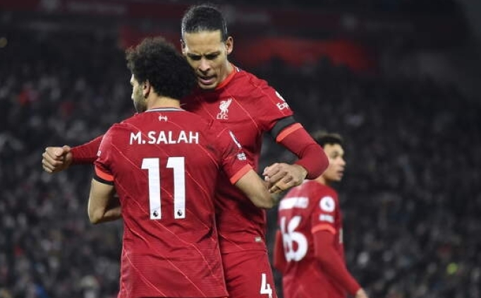 Liverpool, 'yaln�z y�r�medi�i' yolculu�unda 131 ya��nda
