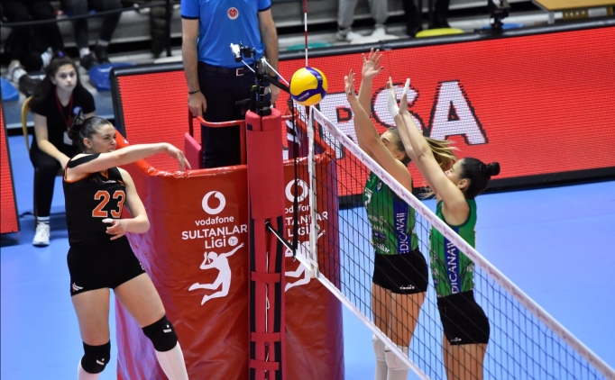 Nil�fer Belediyespor taraftar�yla kazand�