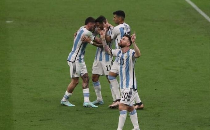 Lionel Messi, kariyerinin gol�n� att�, Arjantin kazand�!