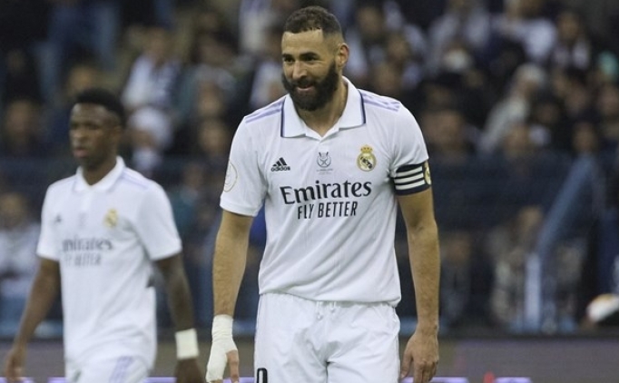 Karim Benzema'dan depremzedelere destek!