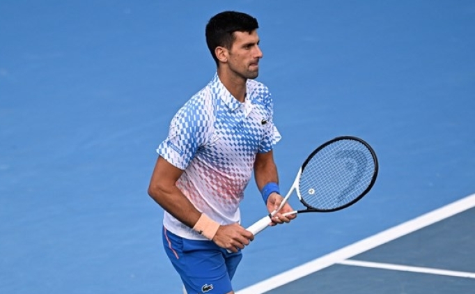 Djokovic, Avustralya A��k'ta �eyrek finale y�kseldi