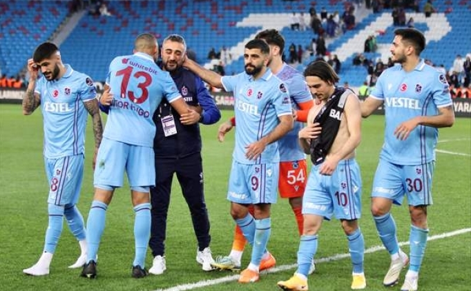 Trabzonspor'da gen�lik a��s�