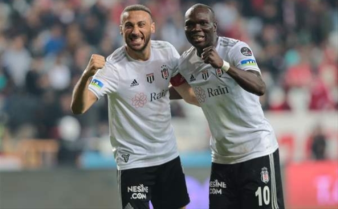 Cenk Tosun: 'Rakip takmlardan teklif geldi'