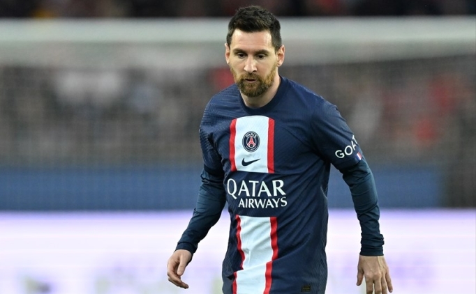 Lionel Messi i�in ayr�l�k a��klamas�!