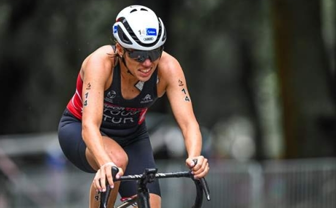 2023 D�nya Triatlon �ampiyonas� Finalleri �spanya'da yap�ld�