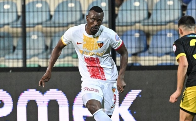 Kayserispor'da Mame Thiam geli�mesi!